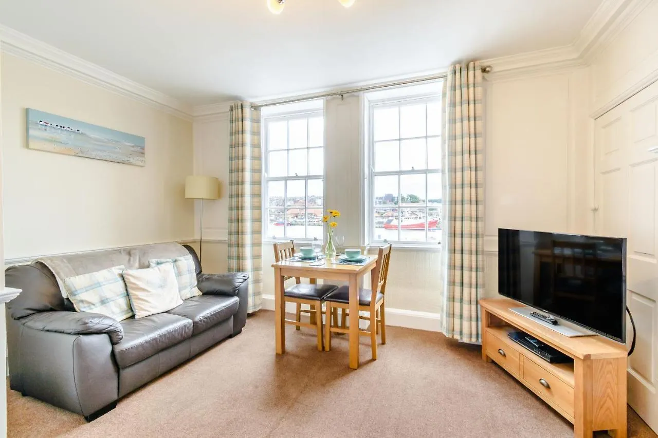What A View At Quayside Apartment ويتبي